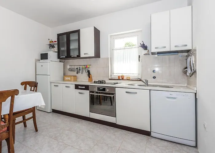 Holiday Home Jadrija IV VI Ferienhaus *