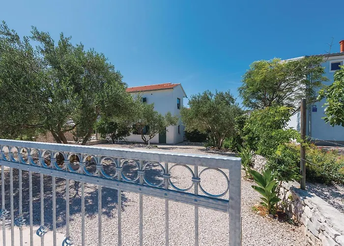 Holiday Home Jadrija IV VI Ferienhaus Šibenik