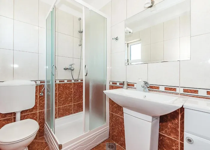 Holiday Home Jadrija IV VI Ferienhaus *