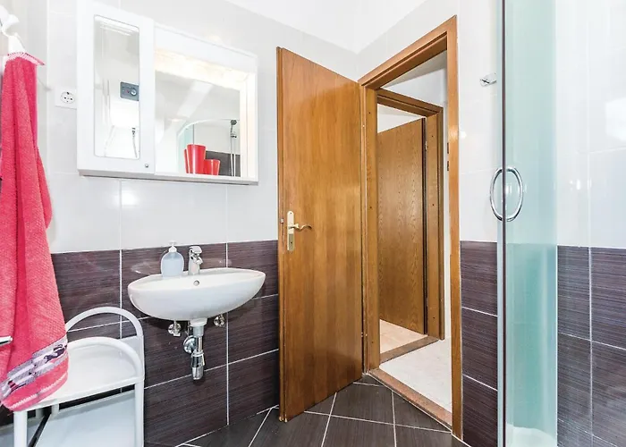 Ferienhaus Holiday Home Jadrija IV VI Šibenik