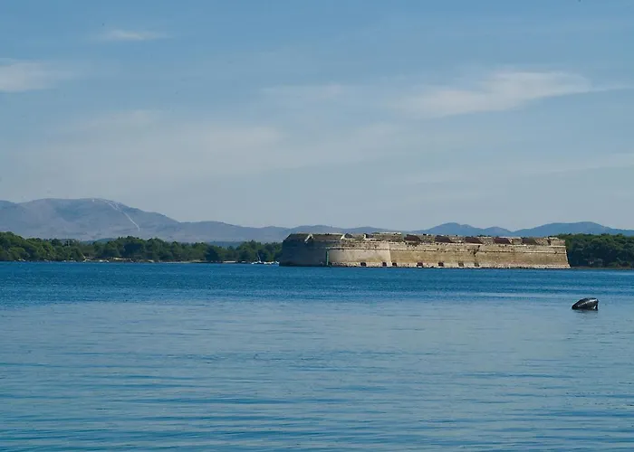 Holiday Home Jadrija IV VI *